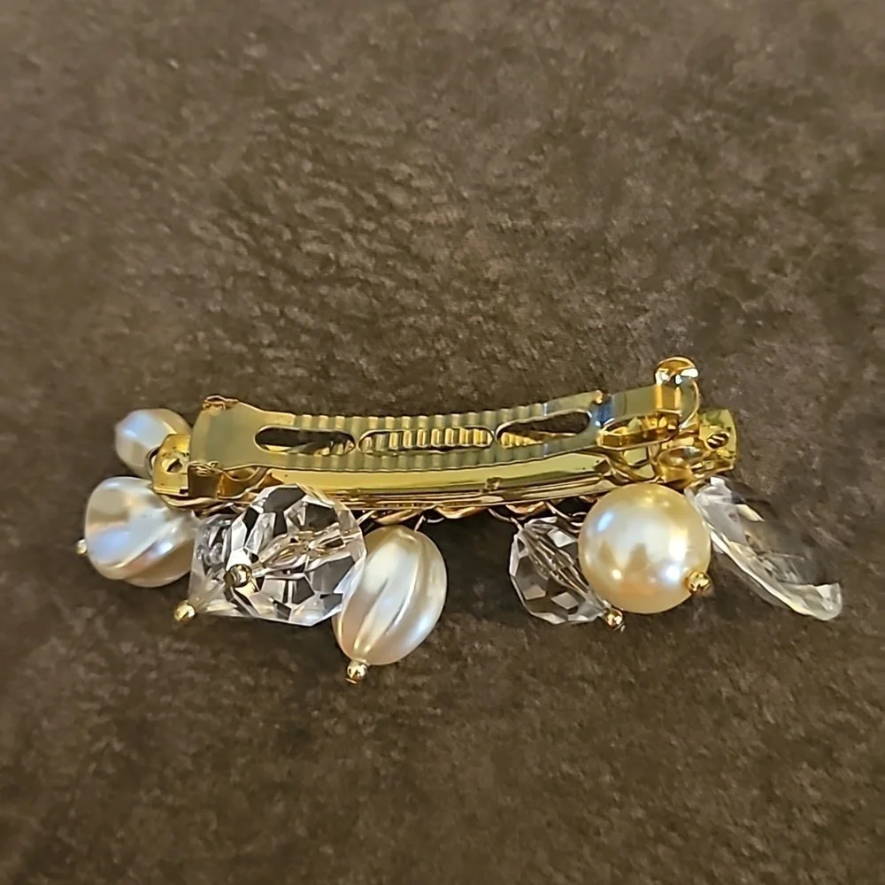 3/$30 Vintage Bauble Bead Flapper Barrette